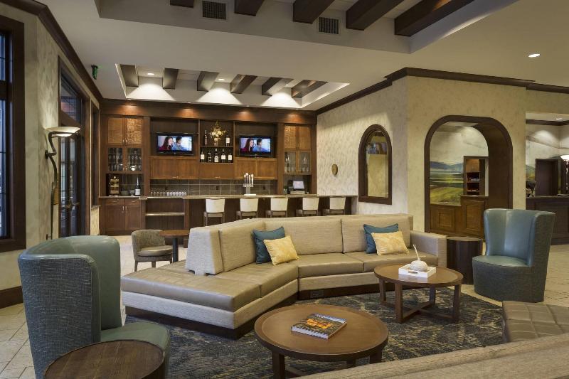 Отель Springhill Suites Napa Valley