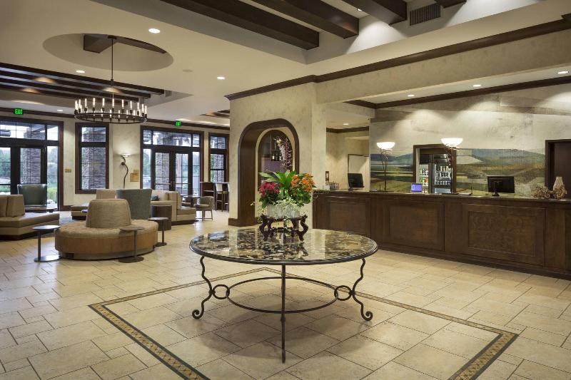 Отель Springhill Suites Napa Valley