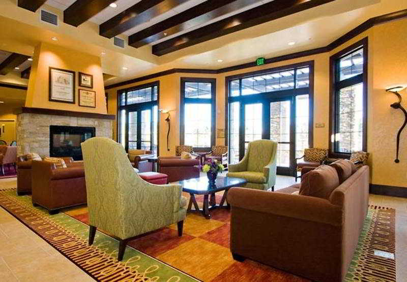 Отель Springhill Suites Napa Valley
