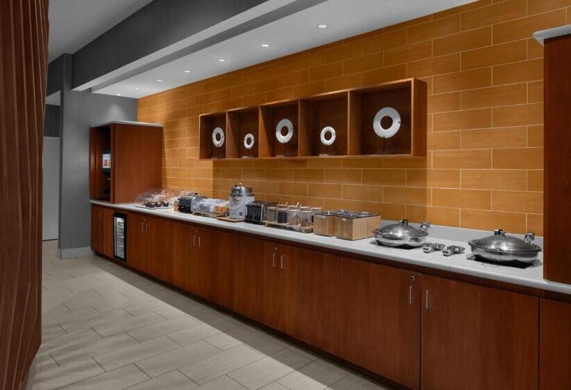 ホテル Springhill Suites Pittsburgh Southside Works