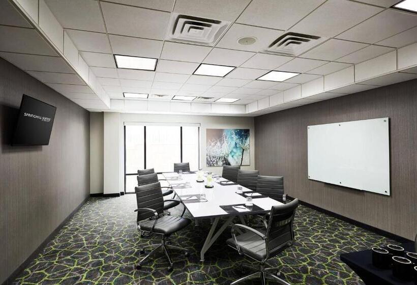 فندق Springhill Suites St. Louis Brentwood