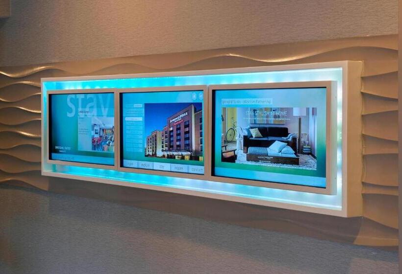 فندق Springhill Suites St. Louis Brentwood