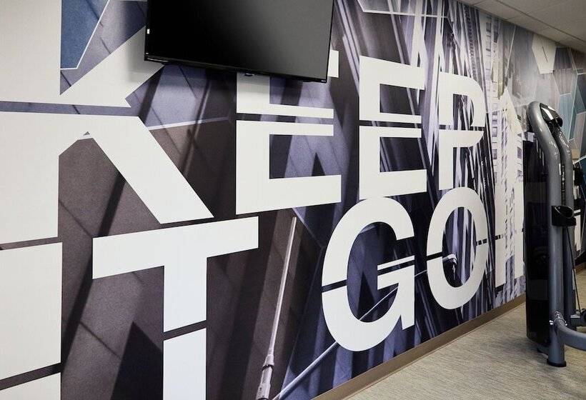 فندق Springhill Suites St. Louis Brentwood