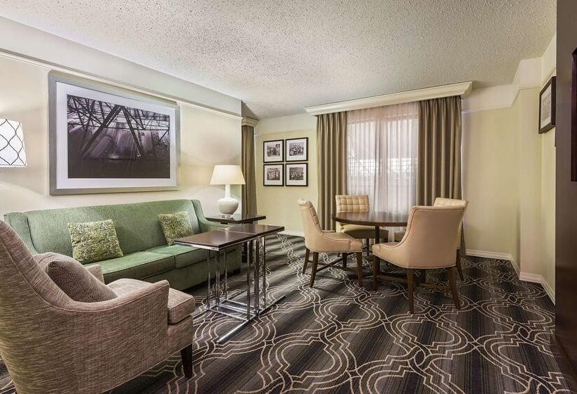 St. Louis Union Station Hotel, Curio Collection By Hilton