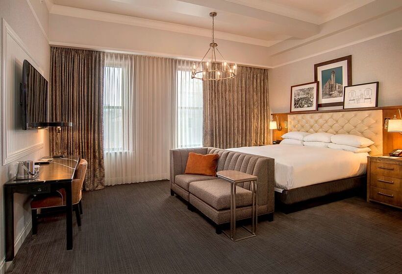 St. Louis Union Station Hotel, Curio Collection By Hilton