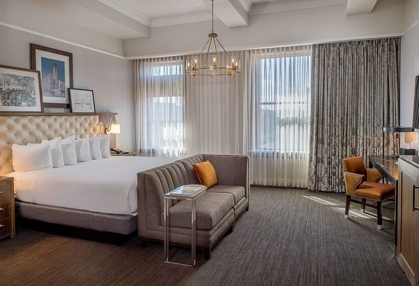 St. Louis Union Station Hotel, Curio Collection By Hilton