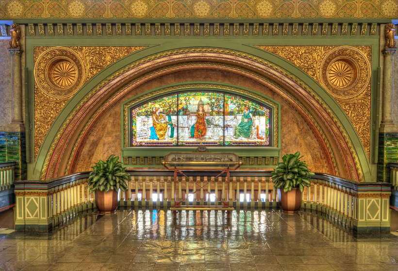 St. Louis Union Station Hotel, Curio Collection By Hilton