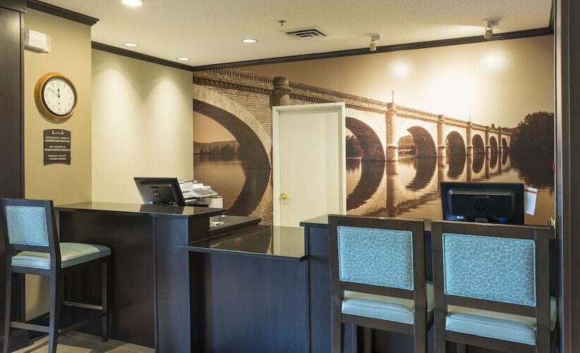 Отель Staybridge Suites Fargo By Ihg