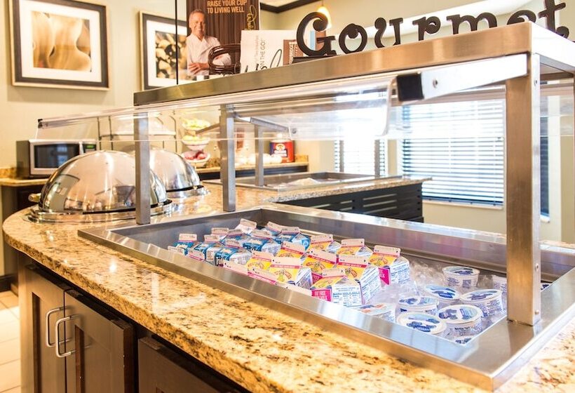 فندق Staybridge Suites Fargo By Ihg