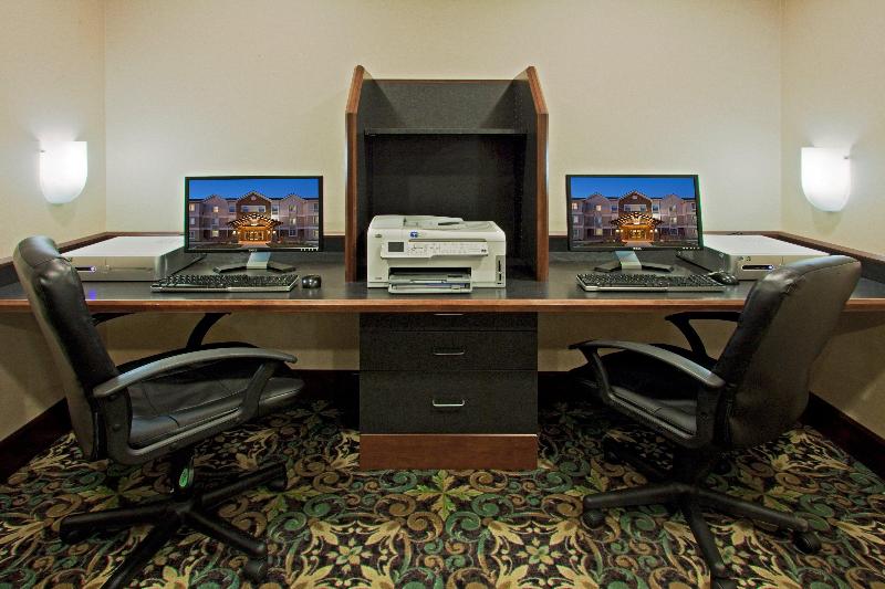 هتل Staybridge Suites Fort Wayne, An Ihg