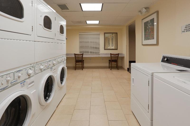 בית מלון כפרי Staybridge Suites Rocklin   Roseville Area, An Ihg