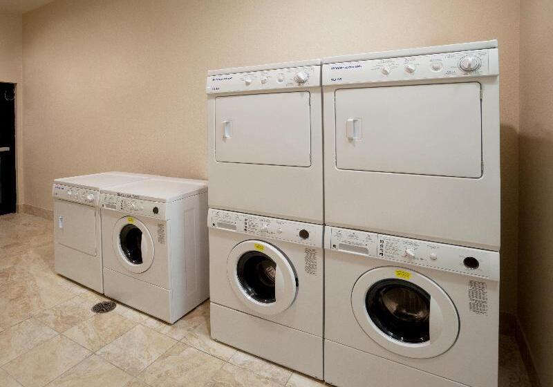 فندق Staybridge Suites San Antonio Sea World, An Ihg