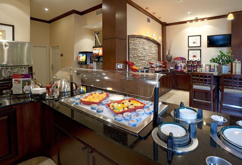 فندق Staybridge Suites San Antonio Sea World, An Ihg