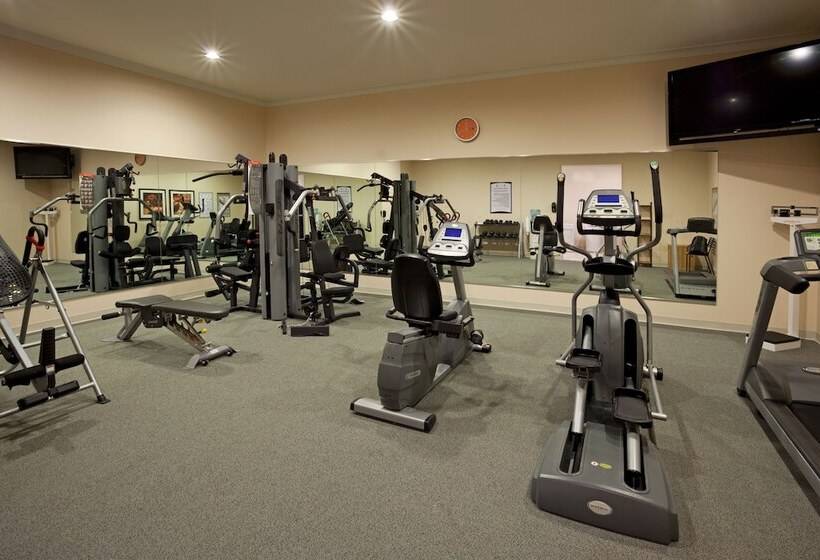 فندق Staybridge Suites San Antonio Sea World, An Ihg