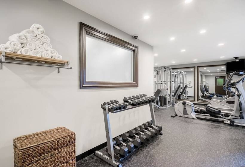 فندق Staybridge Suites Wilmington Newark By Ihg