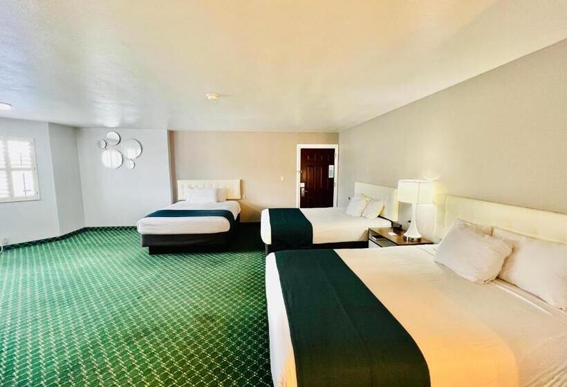 هتل Studio 6 Suites Flagstaff Az