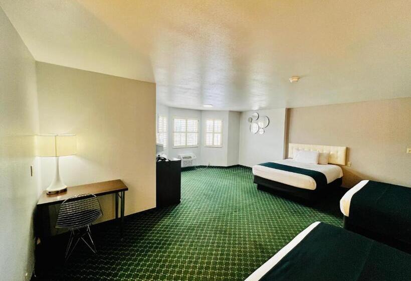 هتل Studio 6 Suites Flagstaff Az