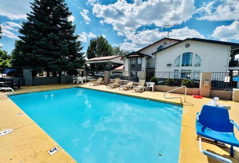 هتل Studio 6 Suites Flagstaff Az