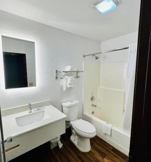 هتل Studio 6 Suites Flagstaff Az