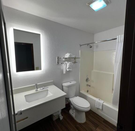 هتل Studio 6 Suites Flagstaff Az