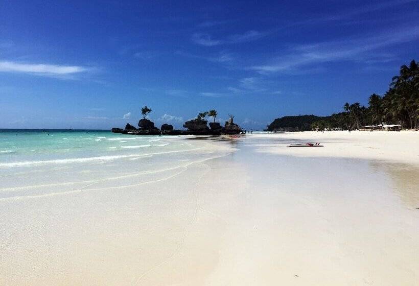 Hotelli The Loft By Reef Retreat