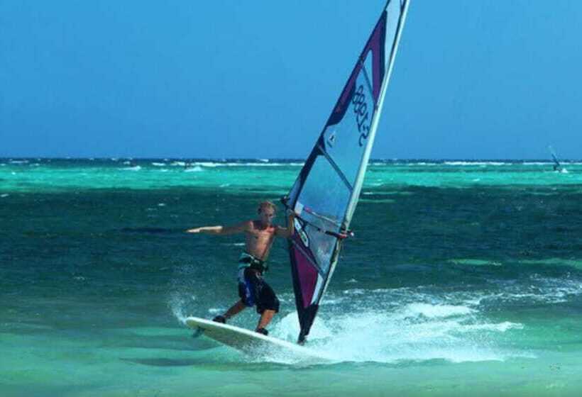 Hotelli The Loft By Reef Retreat