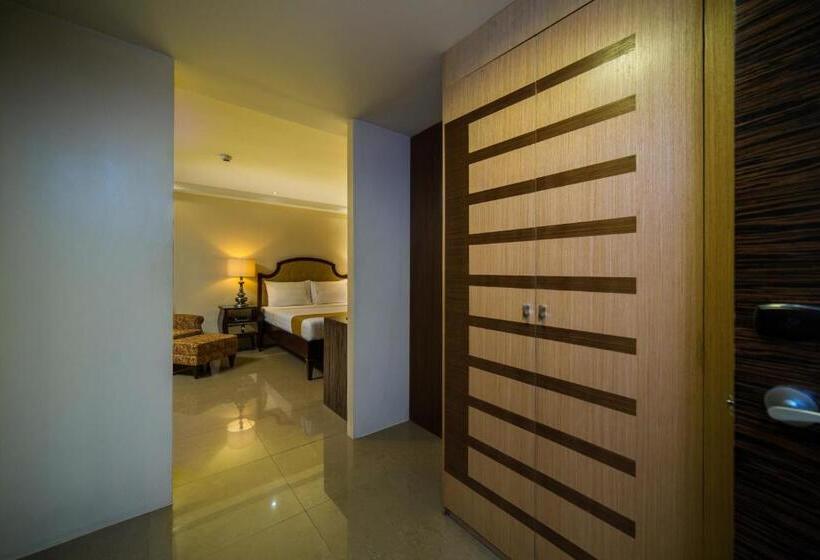 هتل Torre Venezia Suites