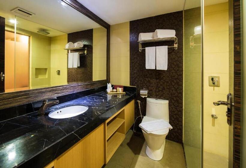 هتل Torre Venezia Suites