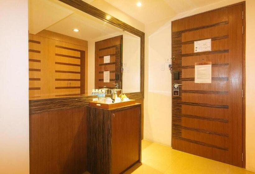 هتل Torre Venezia Suites