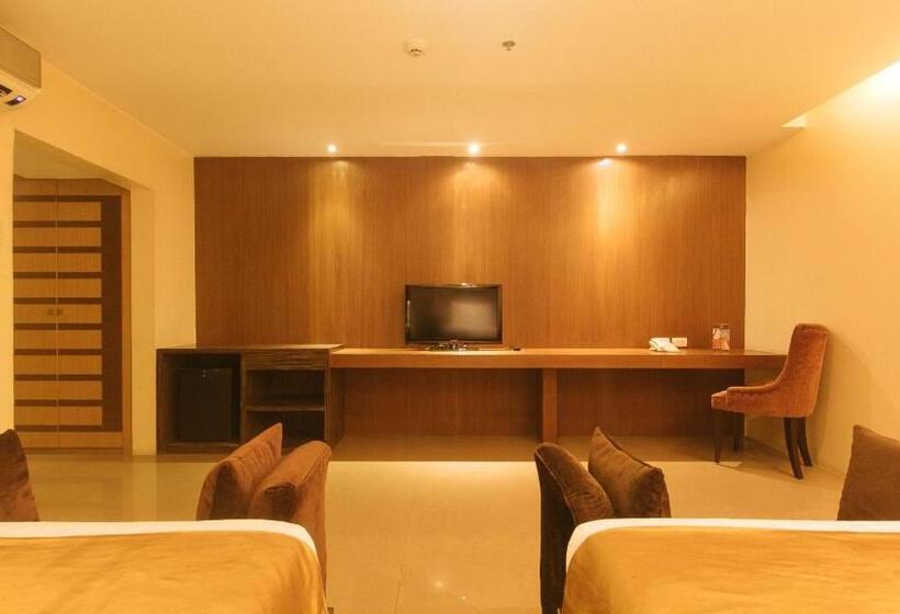 هتل Torre Venezia Suites