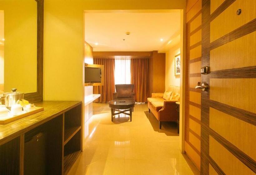 هتل Torre Venezia Suites