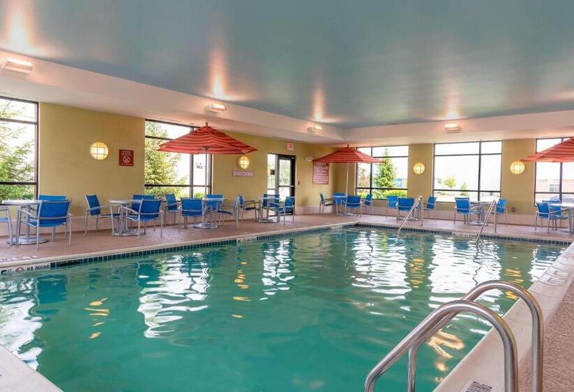 هتل Towneplace Suites Fort Wayne North
