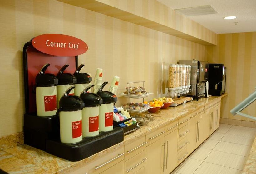 Отель Towneplace Suites Rochester