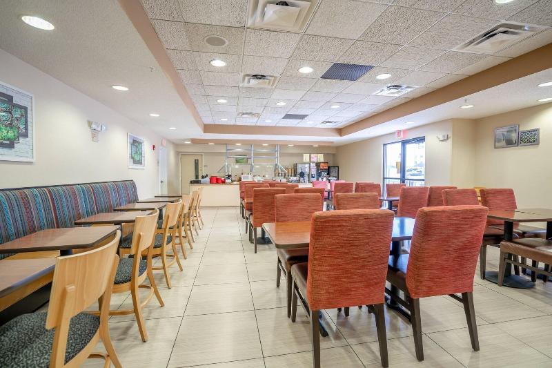 Отель Towneplace Suites Rochester