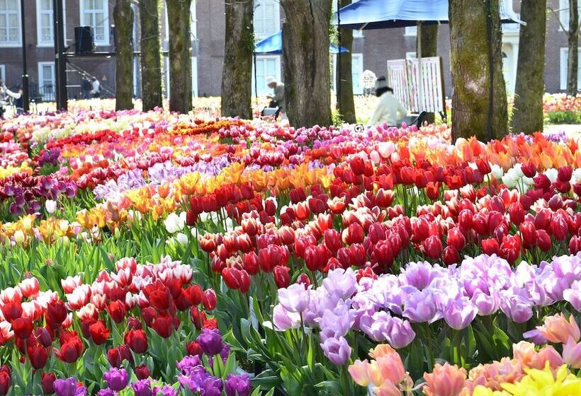 هتل Denhaag Huis Ten Bosch