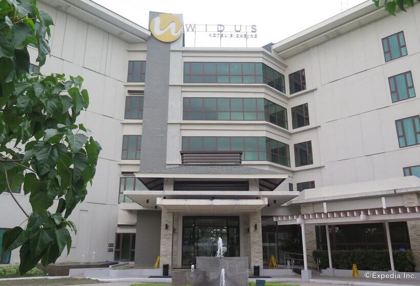 Widus Hotel Clark