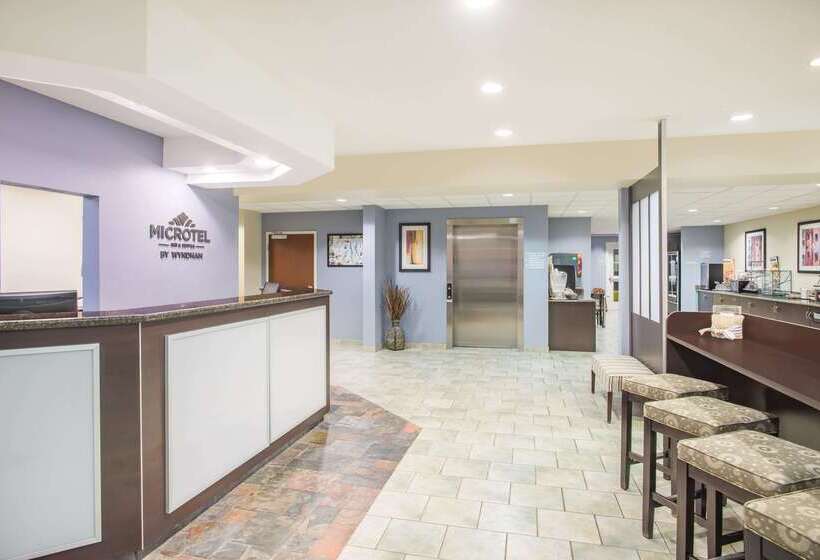 Microtel Inn And Suites By Wyndham   Geneva
