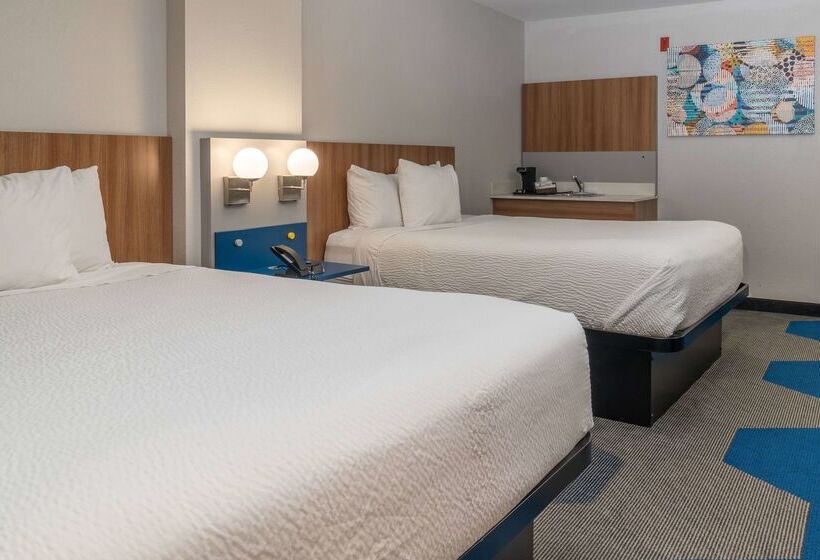 Microtel Inn & Suites By Wyndham Pigeon Forge