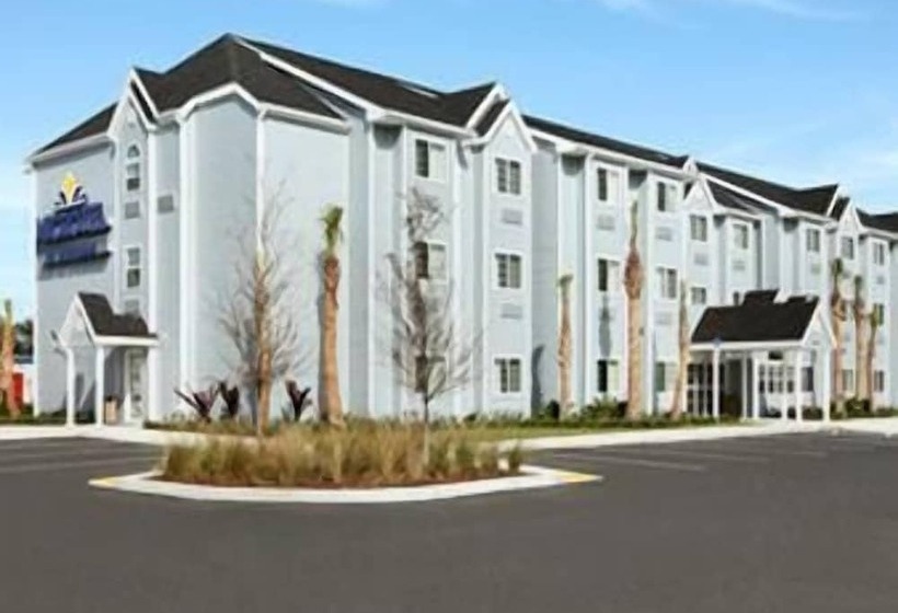 Microtel Inn & Suites By Wyndham Spring Hill/weeki Wachee