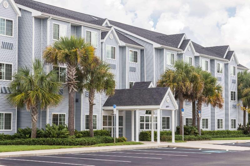 Microtel Inn & Suites By Wyndham Spring Hill/weeki Wachee