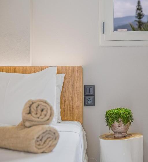 Notos Heights Hotel & Suites