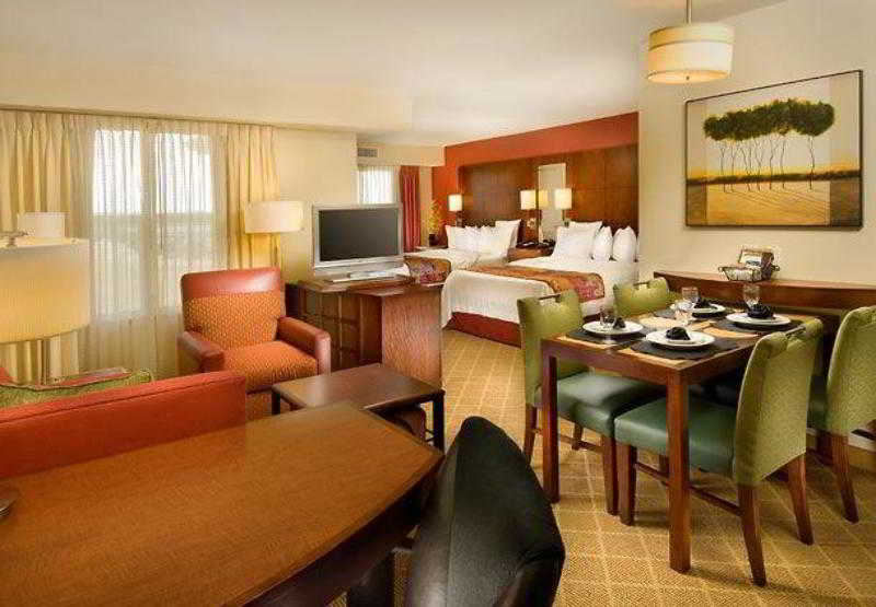 Residence Inn By Marriott San Antonio Seaworld/lackland