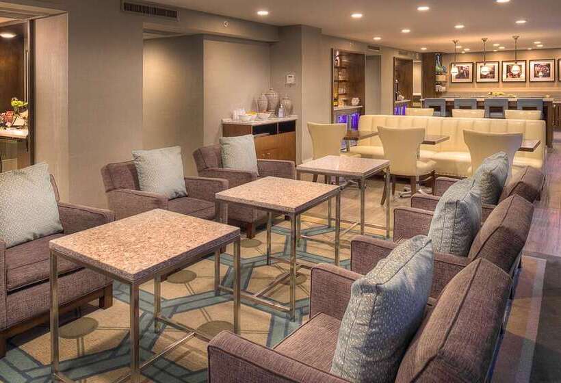 St. Louis Union Station Hotel, Curio Collection By Hilton