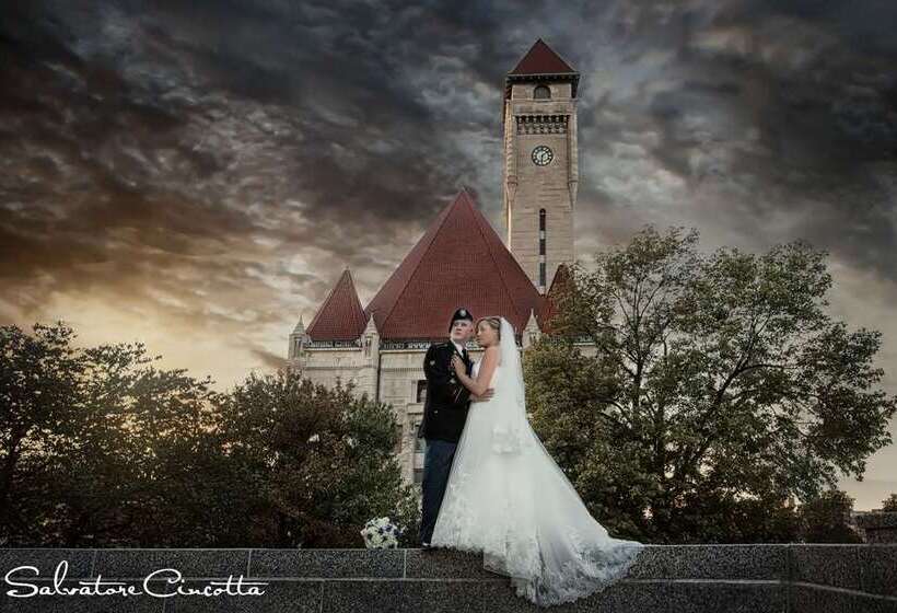 St. Louis Union Station Hotel, Curio Collection By Hilton