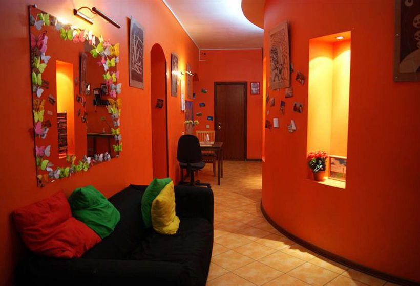 Acme Hostel