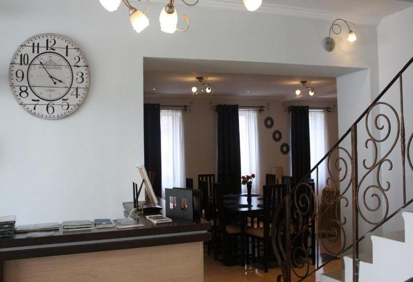 مبيت وإفطار Villa Cristiani