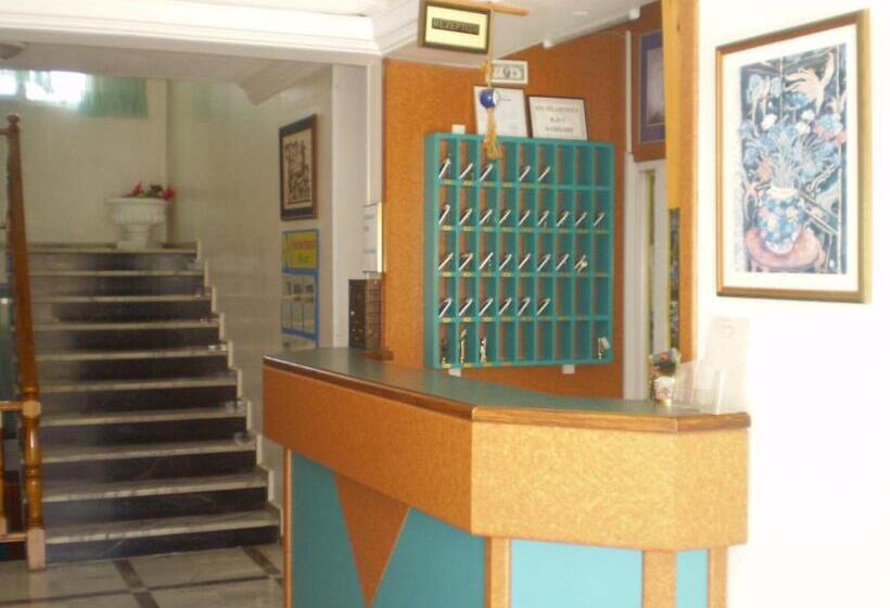 Blue Yacht Marina Apart