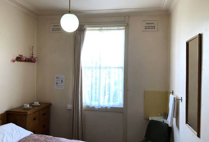 The Clarendon Motel Katoomba