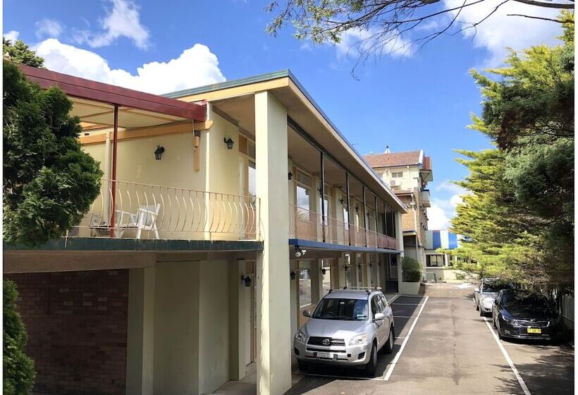 The Clarendon Motel Katoomba