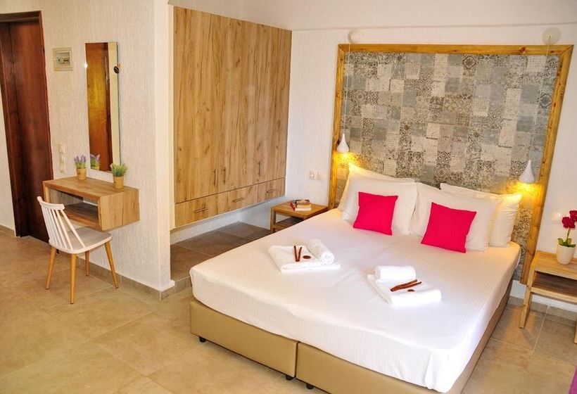 Cleopatra Apartments